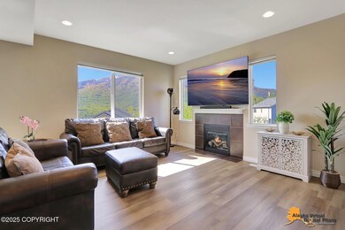 Living Room w/Fireplace