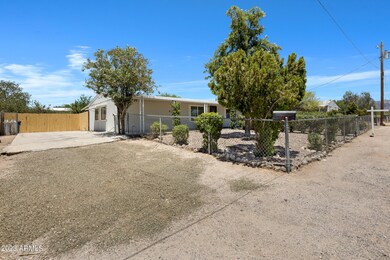 1110 W Manzanita St-3