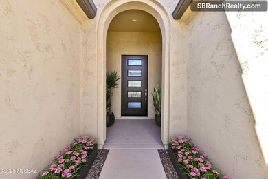 Front Alcove