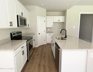 HY21 Kitchen 2