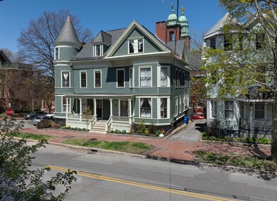 Exterior-0938