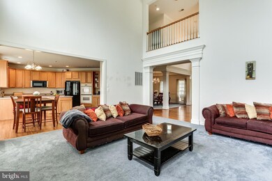 14301 Wicklow Ln, Laurel, MD 20707 - photo 3