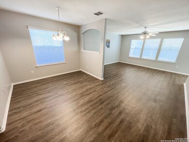 11102 Dewberry Field, Helotes, TX 78023 - photo 5