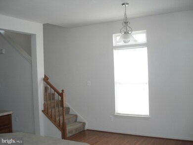 16410 Steerage Cir, Woodbridge, VA 22191 - photo 7