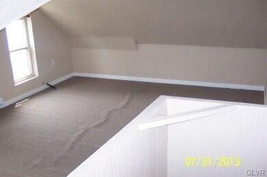 934 Masslich St, Bethlehem, PA 18018 - photo 3
