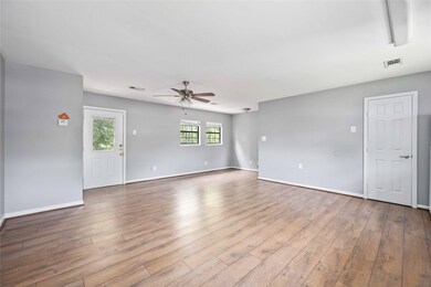 2119 N Austin Ave unit C, Pearland, TX 77581 - photo 7