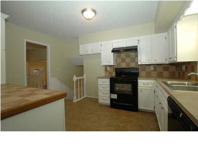OPEN KITCHEN WITH ALL NEW APPLIANCES, THIS ROOM ME