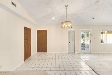 14_3105RoyalOak013_mls