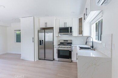 128 S Harper Ave unit 128(1/2), Los Angeles, CA 90048 - photo 3