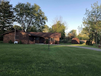 1802 Neuhaus Dr, Fort Wayne, IN 46808 - photo 2