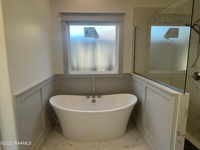 Master Tub
