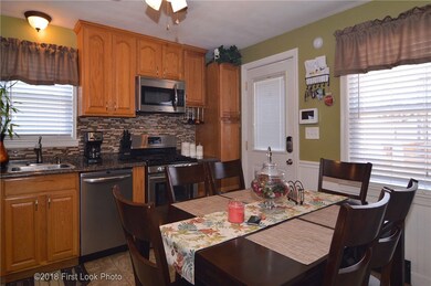 80 Martin St, Pawtucket, RI 02861 - photo 7