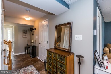 175 S Savanna Dr, Pottstown, PA 19465 - photo 5