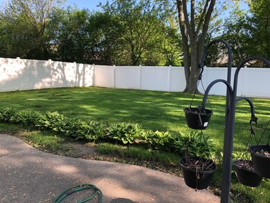 3926 Michael Ln, Glenview, IL 60026 - photo 6