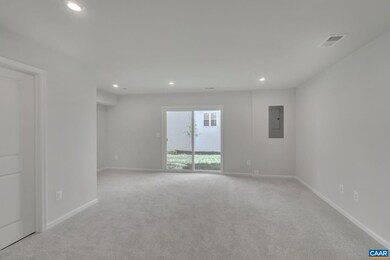 6047 Mccomb St, Crozet, VA 22932 - photo 3