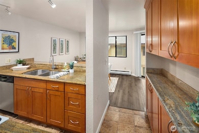 10330 SE 6th St unit A2, Bellevue, WA 98004 - photo 7