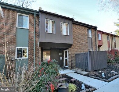 11091 Saffold Way, Reston, VA 20190 - photo 3