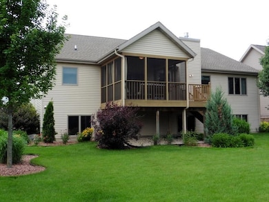 2790 Sunflower Dr, Fitchburg, WI 53711 - photo 3