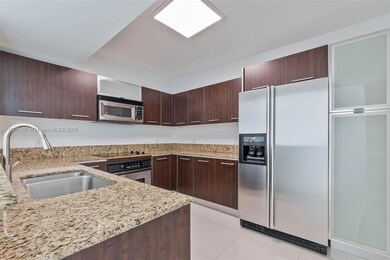 Metropolis at Dadeland unit 1402, Unincorporated Dade County, FL 33156 - photo 7