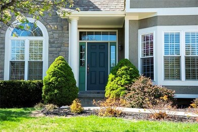 607 Canyon View Dr, Lansing, KS 66043 - photo 4