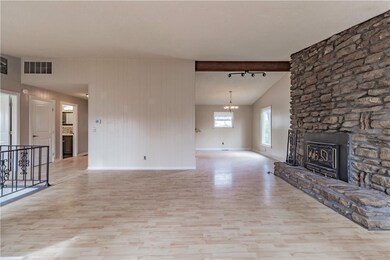 17 Eaton Cir, Bella Vista, AR 72715 - photo 7