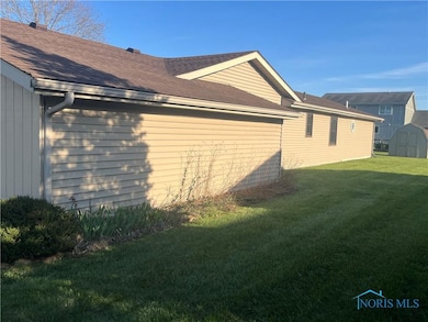 917 Wesley Ave, Bryan, OH 43506 - photo 3