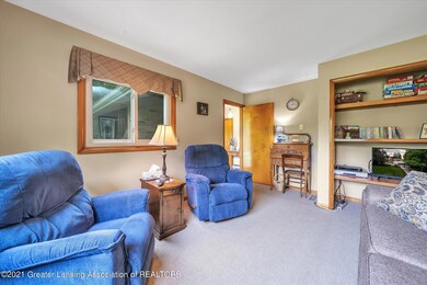 08-3675 W Grant Rd-windowstill-realestat