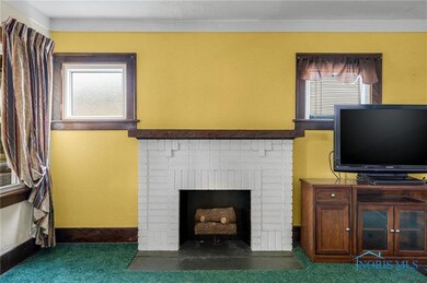 2323 Georgetown Ave, Toledo, OH 43613 - photo 7