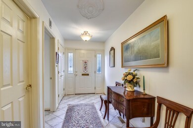 6604 Midhill Place, Falls Church, VA 22043 - photo 5