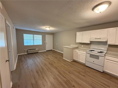 11290 Tanner Williams Rd unit C, Mobile, AL 36608 - photo 3