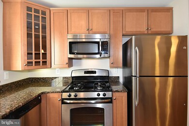 4111 S Four Mile Run Dr unit 102, Arlington, VA 22204 - photo 7