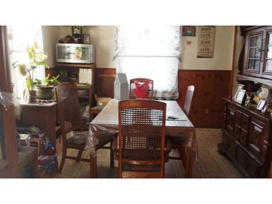 102 Randall St, Cranston, RI 02920 - photo 6