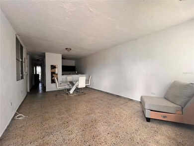 URB. TOA ALTA HEIGHT # 7 Calle 11 Bloq E, Toa Alta, PR 00953 - photo 2