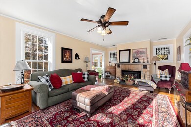 1315 Gilbert Stuart Rd, Saunderstown, RI 02874 - photo 6