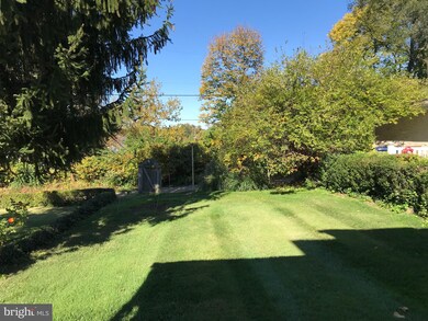 407 Reading Ave, Reading, PA 19611 - photo 4