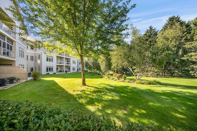 5200 Pathways Ave unit 105, White Bear Lake, MN 55110 - photo 2