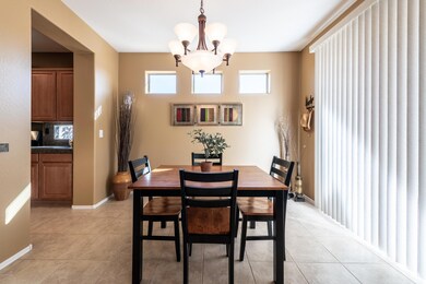 006_Dining Room