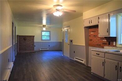 2325 Benders Dr, Bath, PA 18014 - photo 5