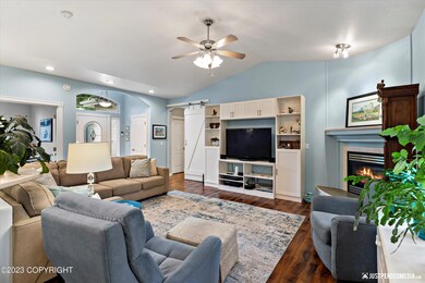 2215 E Klatt Rd, Anchorage, AK 99516 - photo 6