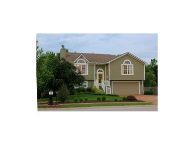 412 S Huntsman Blvd, Raymore, MO 64083 - photo 2