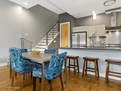 4842 N Damen Ave unit 2, Chicago, IL 60625 - photo 3