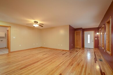 Skaggs_577SCanterburyLn-6 (1)