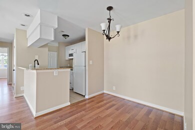 100 Chesterfield Ln unit 201, Stafford, VA 22556 - photo 4