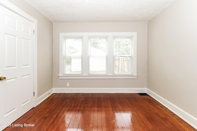 1714 W Hill St, Louisville, KY 40210 - photo 7