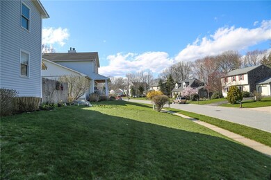 72 Weathervane Rd, Wakefield, RI 02879 - photo 5