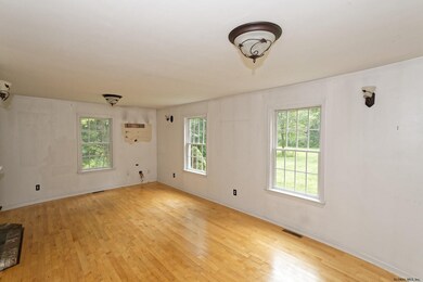 4 Staulters Farm Rd, Ballston Spa, NY 12020 - photo 6