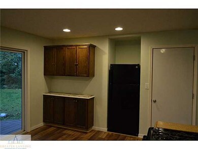 4008 S Deerfield Ave, Lansing, MI 48911 - photo 6