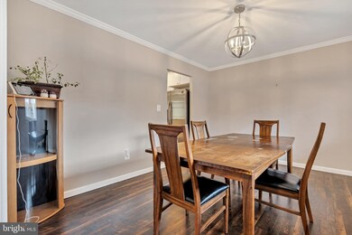 8606 Snowden Loop, Laurel, MD 20708 - photo 2