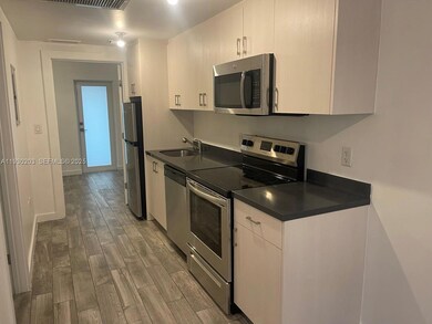 1035 Euclid Ave unit 15, Miami Beach, FL 33139 - photo 5