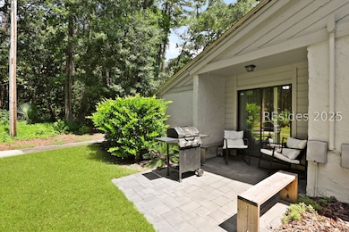 96 Mathews Dr unit 34, Hilton Head Island, SC 29926 - photo 2